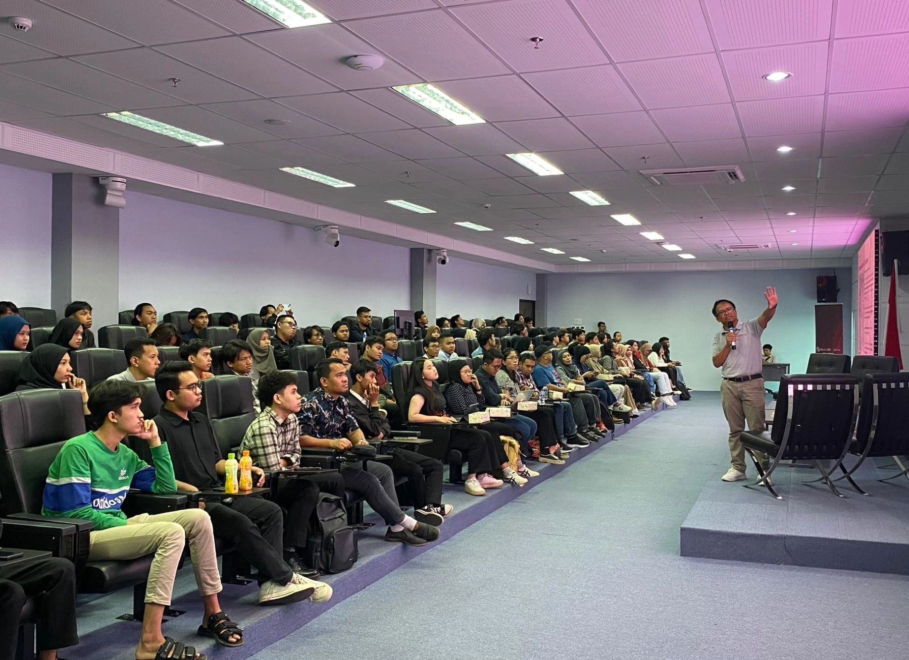 Telkom Luncurkan Program ESG 2024 sebagai Bagian Transformasi TelkomGroup